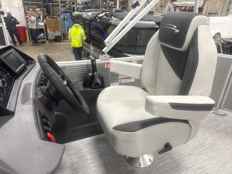 2026 Bennington 20SL - SPECIAL PACKAGE US-ETWS9818K526 [photo 13]